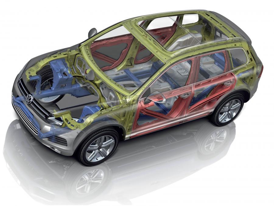  Volkswagen Touareg 2010 года  (фото 32 из 139)